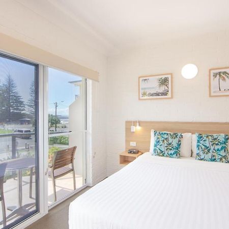 Yamba Beach Motel Екстериор снимка
