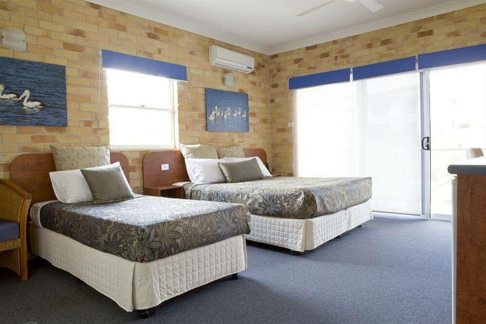 Yamba Beach Motel Екстериор снимка